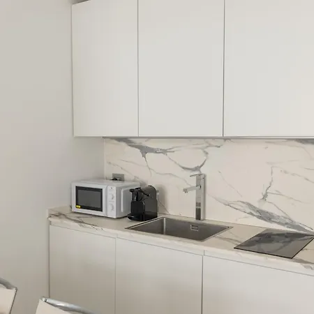 Moderno A Due Passi Dal Duomo - Mirable Pm Apartament