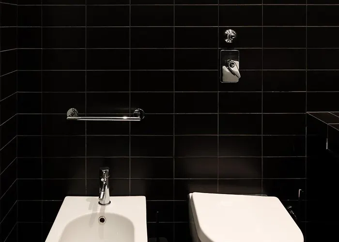 Moderno A Due Passi Dal Duomo - Mirable Pm